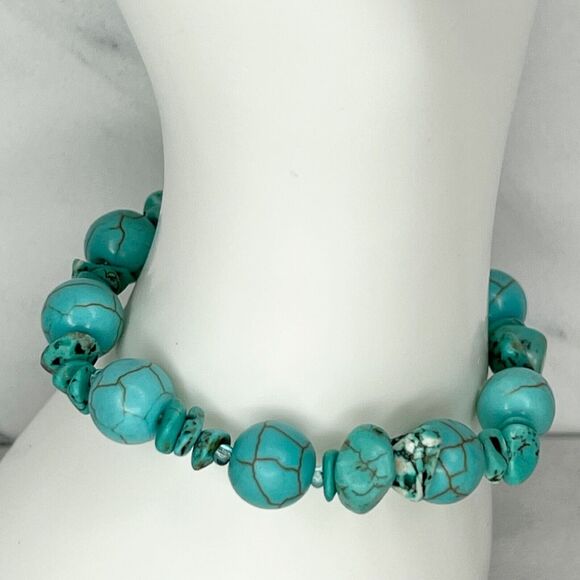 Faux Turquoise Beaded Stretch Bracelet - Picture 3 of 8